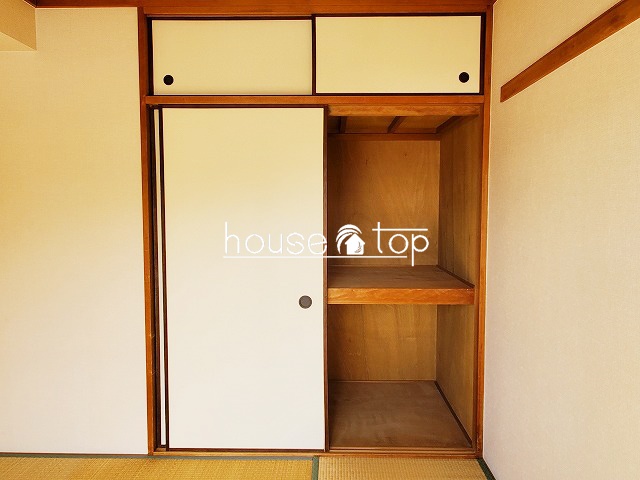 収納　衣類など収納可能