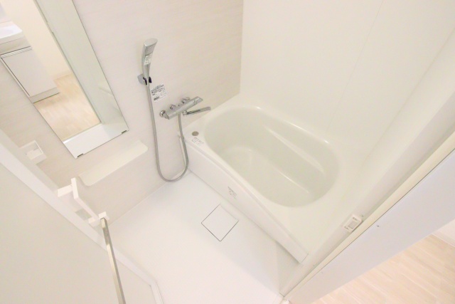 バス・シャワールーム　※別室の参考写真の為、現況優先です。