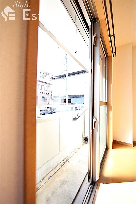 バルコニー　ベランダ