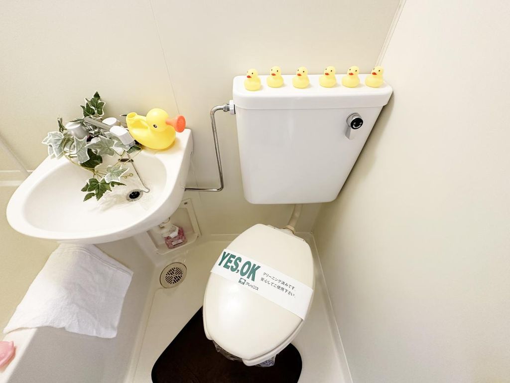 トイレ　トイレ