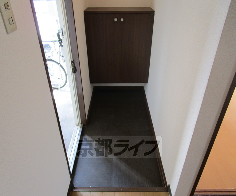 玄関　玄関です。