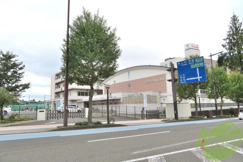 小学校　仙台市立荒町小学校（小学校）まで130m