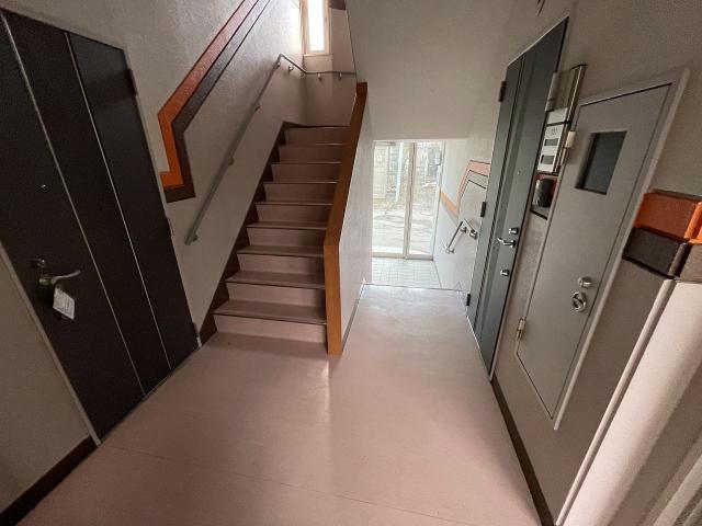 エントランス　エントランス部分