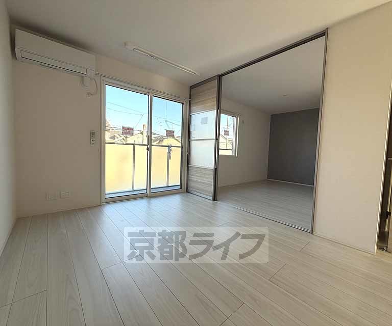 居室・リビング　２０２６年築、設備充実物件