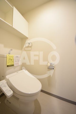 トイレ　リアライズ小路駅前　温水洗浄便座