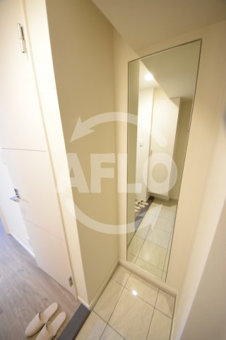 玄関　リアライズ小路駅前　玄関姿見