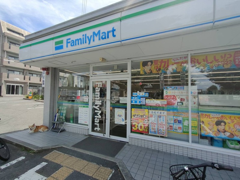コンビニ　ファミリーマート京都一乗寺店（コンビニ）まで138m