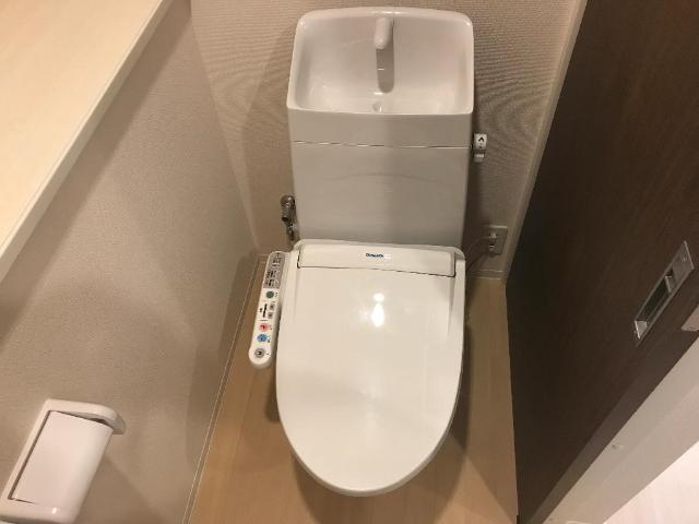 トイレ　シャワー付トイレ