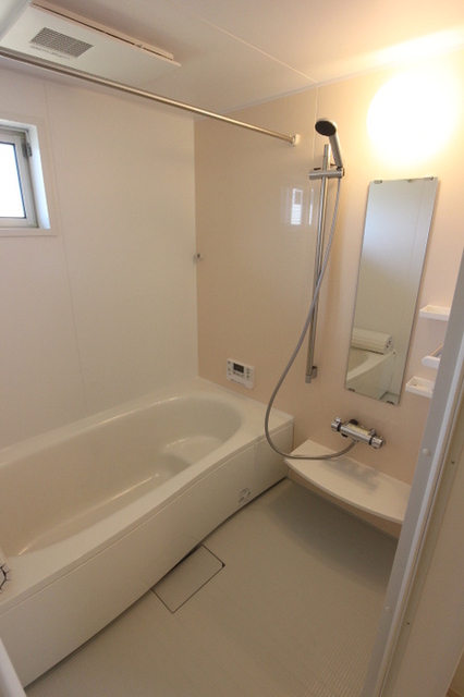 バス・シャワールーム　２０１　一坪風呂