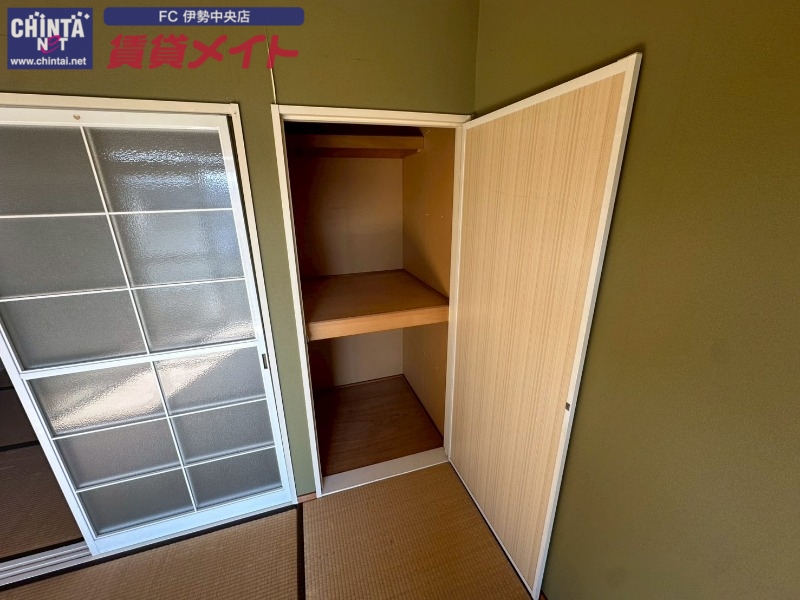 収納　同物件別部屋の写真