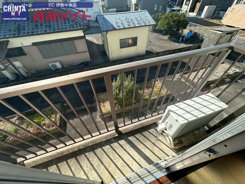 バルコニー　同物件別部屋の写真