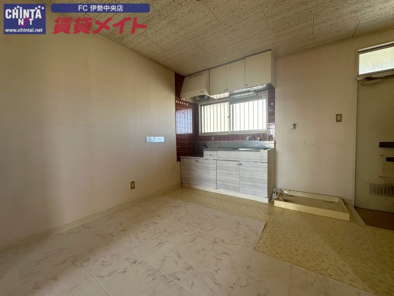 居室・リビング　同物件別部屋の写真