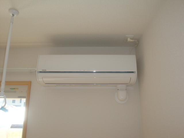 その他設備　リビングエアコン