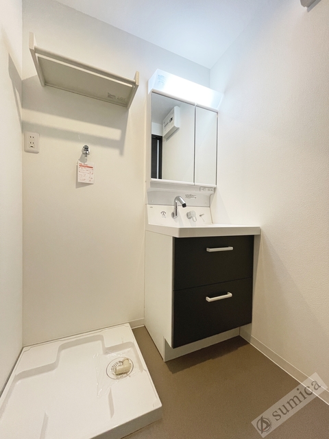 洗面設備　シャンプードレッサー付き・朝シャンもこちらで♪♪