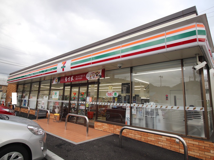 コンビニ　セブンイレブン鎌倉岩瀬店（コンビニ）まで131m