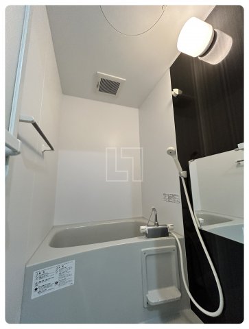 バス・シャワールーム　JINO新町（ジーノ新町）　浴室