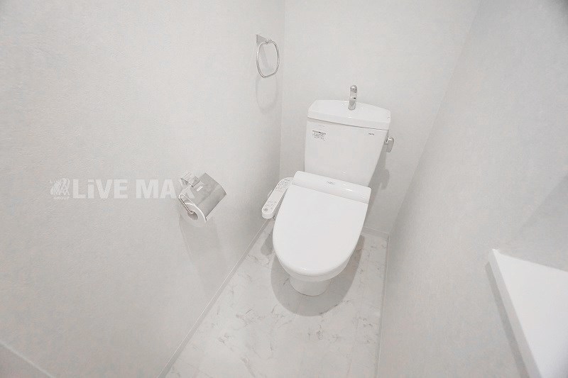 トイレ　※同シリーズ別物件参考写真※