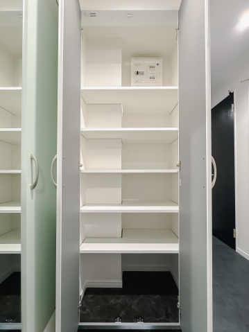 玄関　シューズボックス