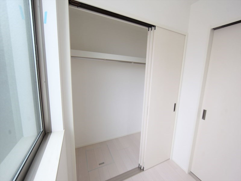 収納　クローゼット（収納充実してます）