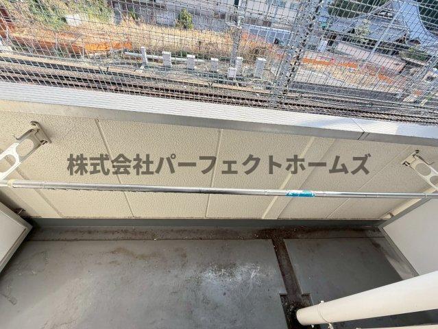 バルコニー　開放的で明るい空間を演出してくれるバルコニーです