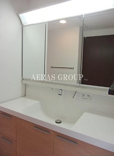 洗面設備　同仕様