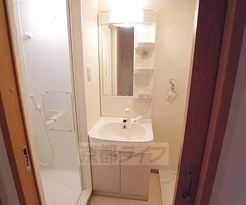 洗面設備　独立洗面付き！