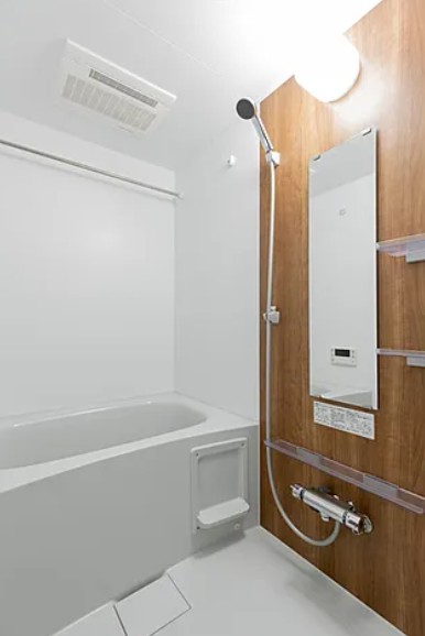 バス・シャワールーム　バス