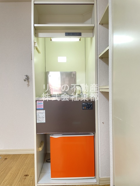 キッチン　電気コンロ設置済！