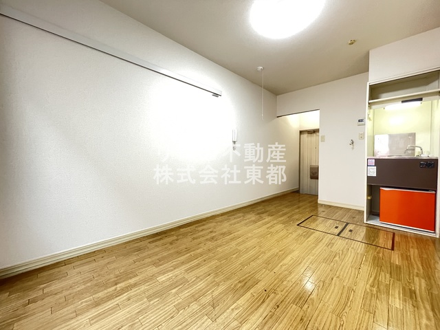 その他部屋・スペース　窓から暖かな日差しが入ります♪