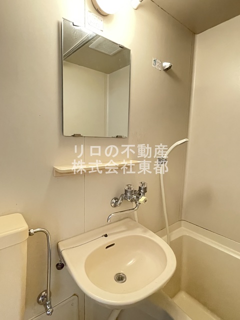 洗面設備　洗面ボウルもついているので、ここで洗顔できますね☆