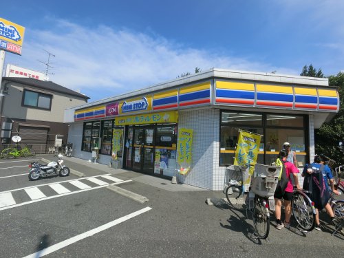 コンビニ　ミニストップ穴川店（コンビニ）まで154m