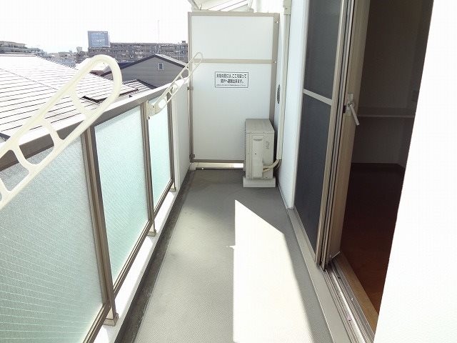 バルコニー　類似写真掲載※南向きベランダ