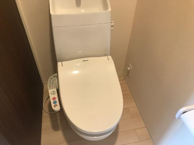 トイレ　シャワー付トイレ