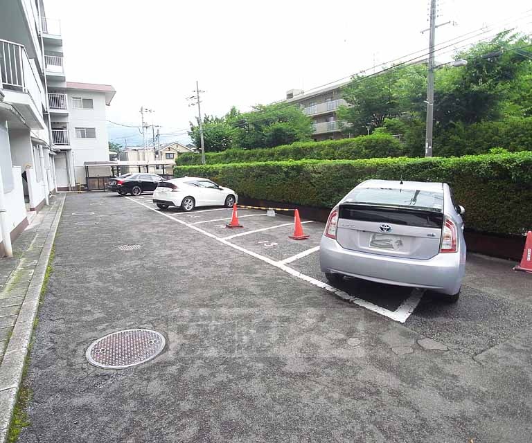 駐車場　駐車場あり