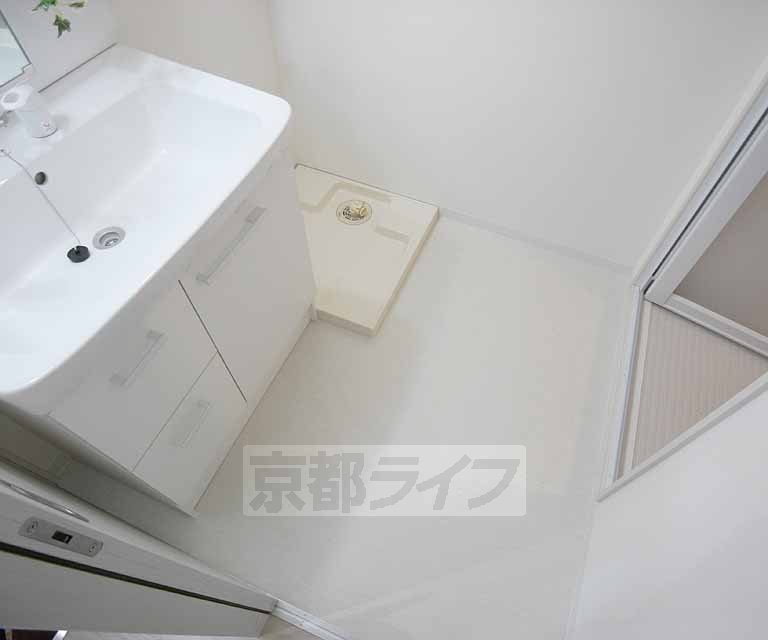 洗面設備　脱衣所です。