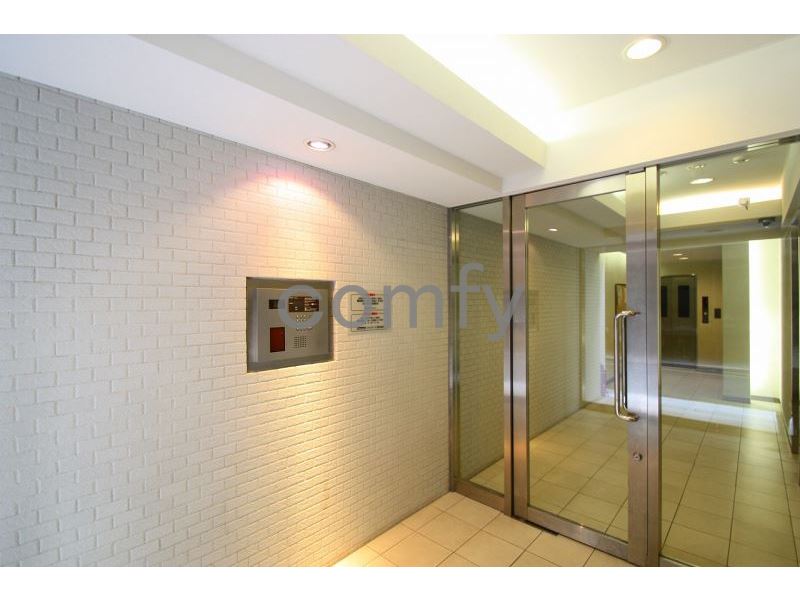 エントランス　エントランス