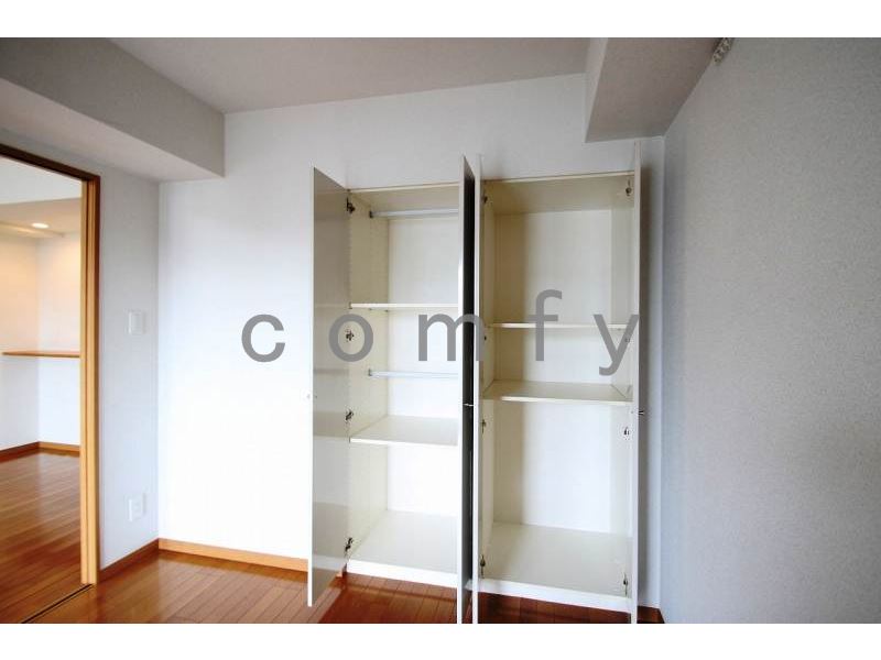 収納　クローゼット