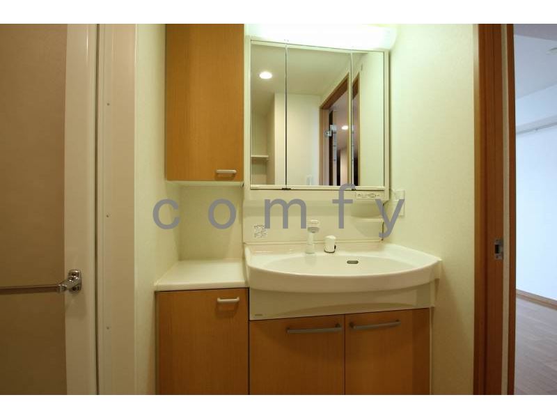 洗面設備　独立洗面台