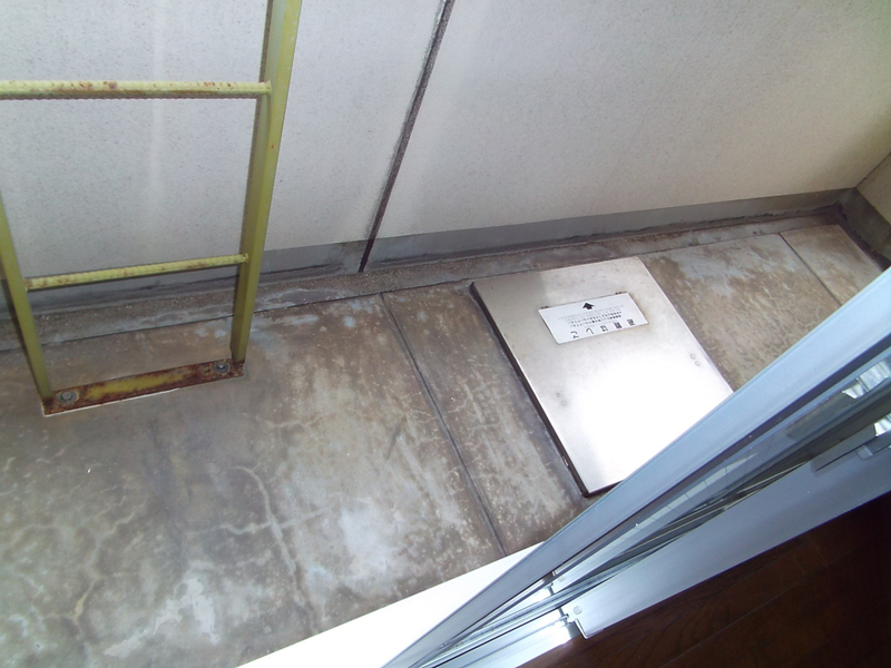 バルコニー　バルコニー