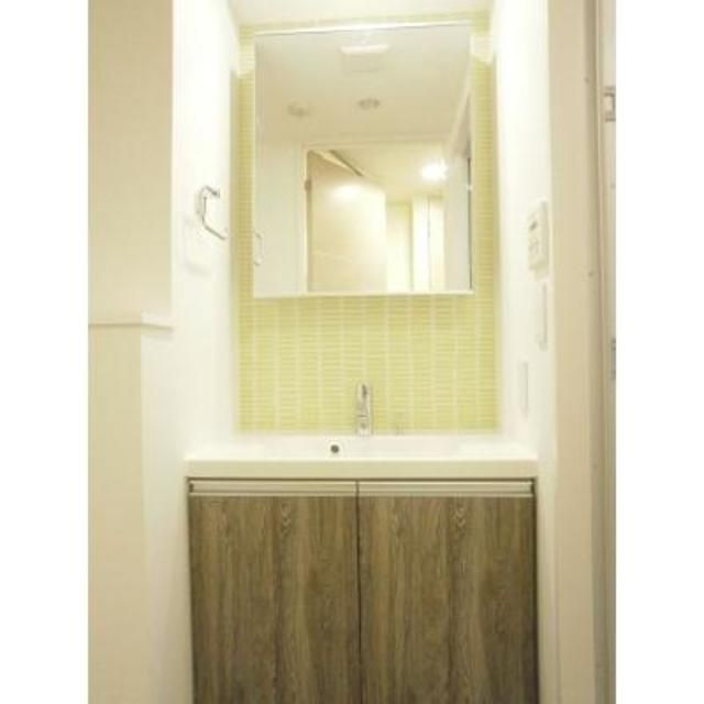 洗面設備　忙しい朝には欠かせない洗面所です