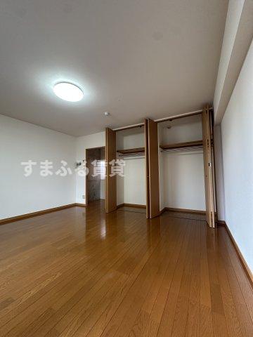 居室・リビング　同仕様　反転の場合あり