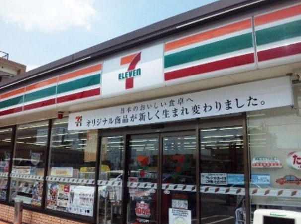 コンビニ　セブンイレブン江東毛利店（コンビニ）まで108m