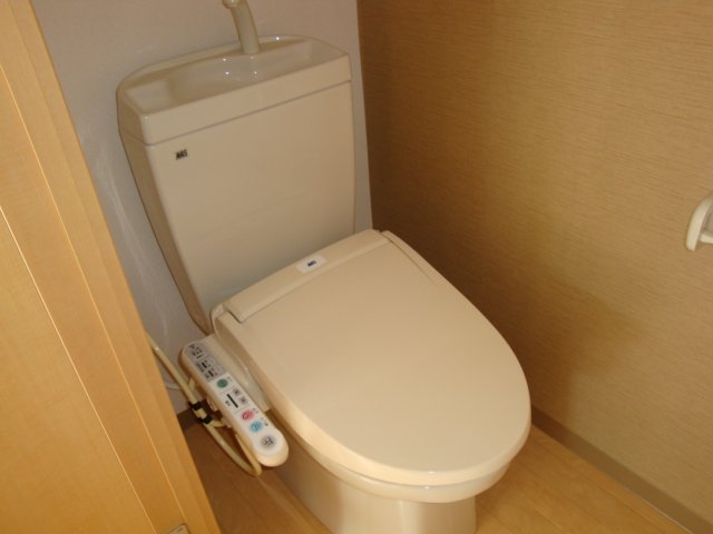 トイレ　シャワー付トイレ