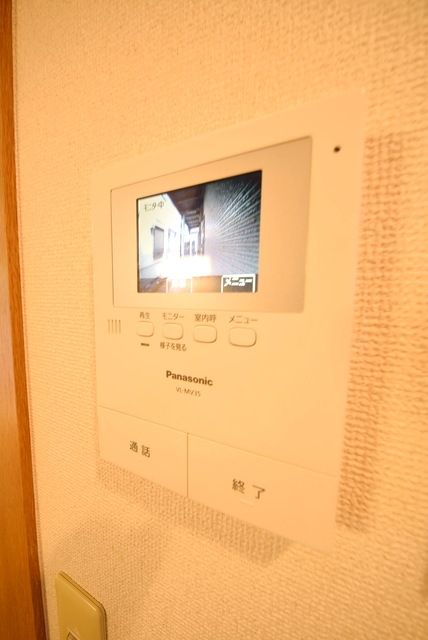 セキュリティ　★安心のモニター付きインターホンです★