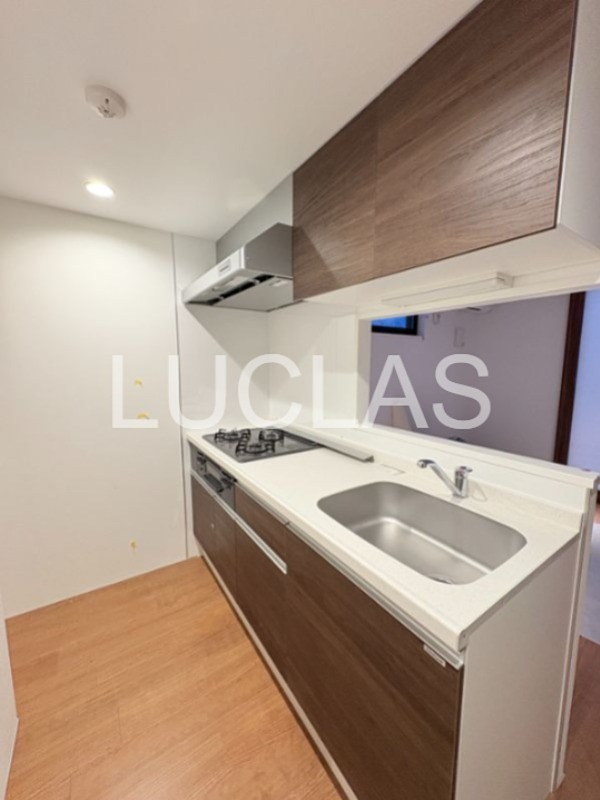 キッチン　幅を広くとったキッチンでお料理も楽しい♪