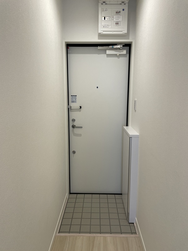 玄関　収納豊富なシューズボックスです♪