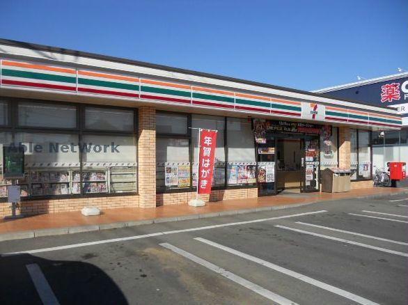 コンビニ　セブンイレブン古河上辺見店（コンビニ）まで371m