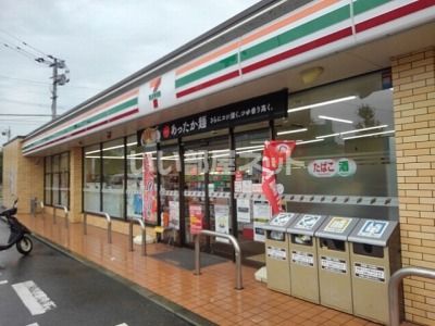 コンビニ　セブンイレブン　久留米高良内店（コンビニ）まで946m