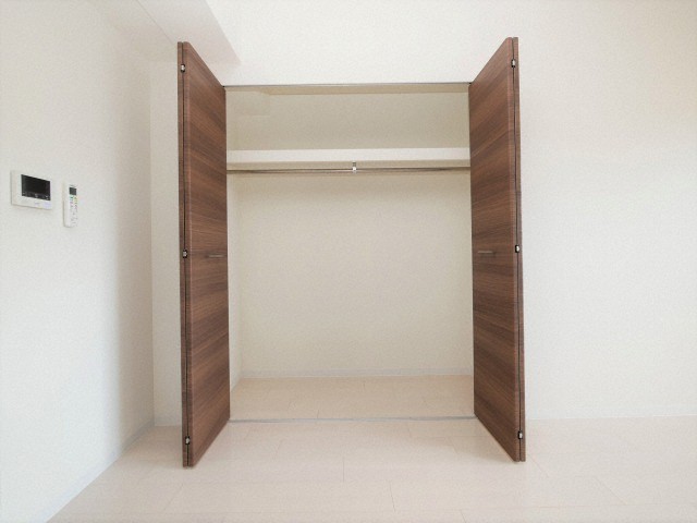 収納　ラグゼ都島北I　クローゼット