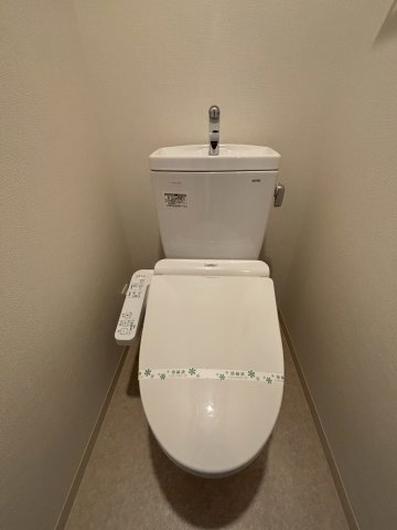 トイレ　トイレもきれいです